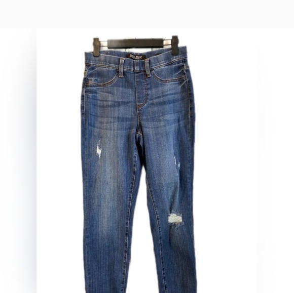 Judy Blue Blue Distressed Boyfriend Jeans - Picture 8 of 8
